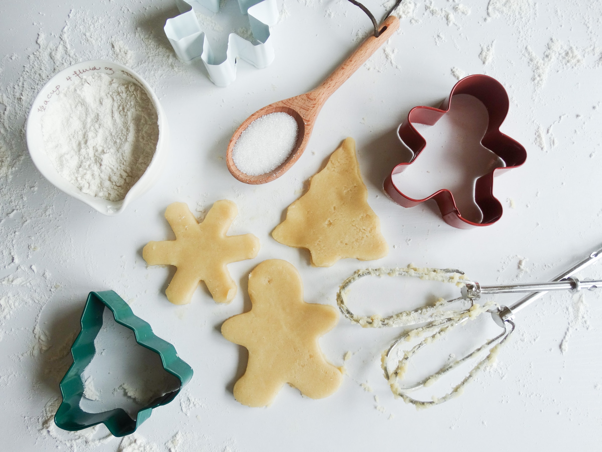 How to use cookie cutters